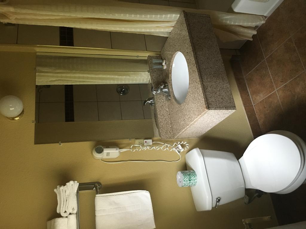 ردينغ، كاليفورنيا Sundial Lodge المظهر الخارجي الصورة
